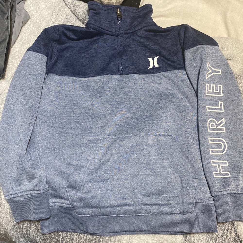 Hurley pullover sweater